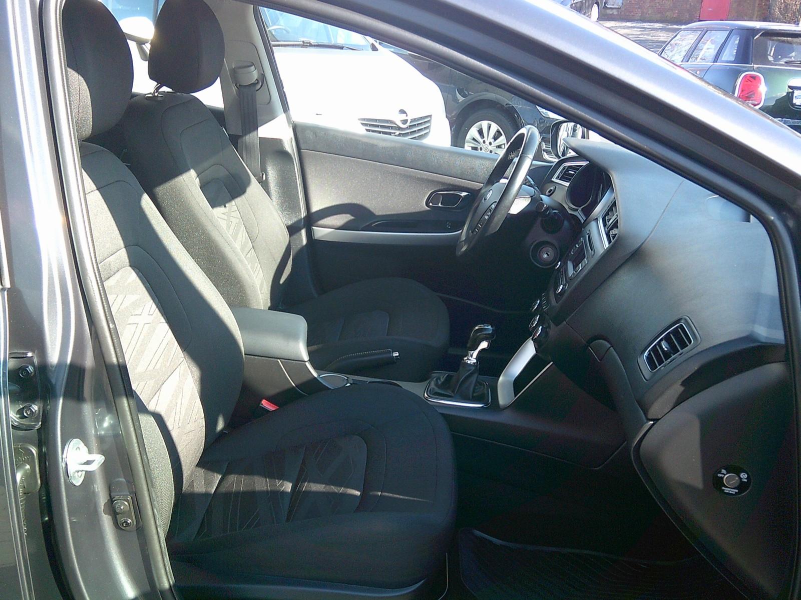 Kia cee'd Attract Sportswagon KLIMA, SITZHEIZUNG