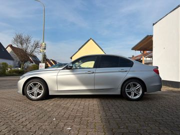 BMW 320 - 4