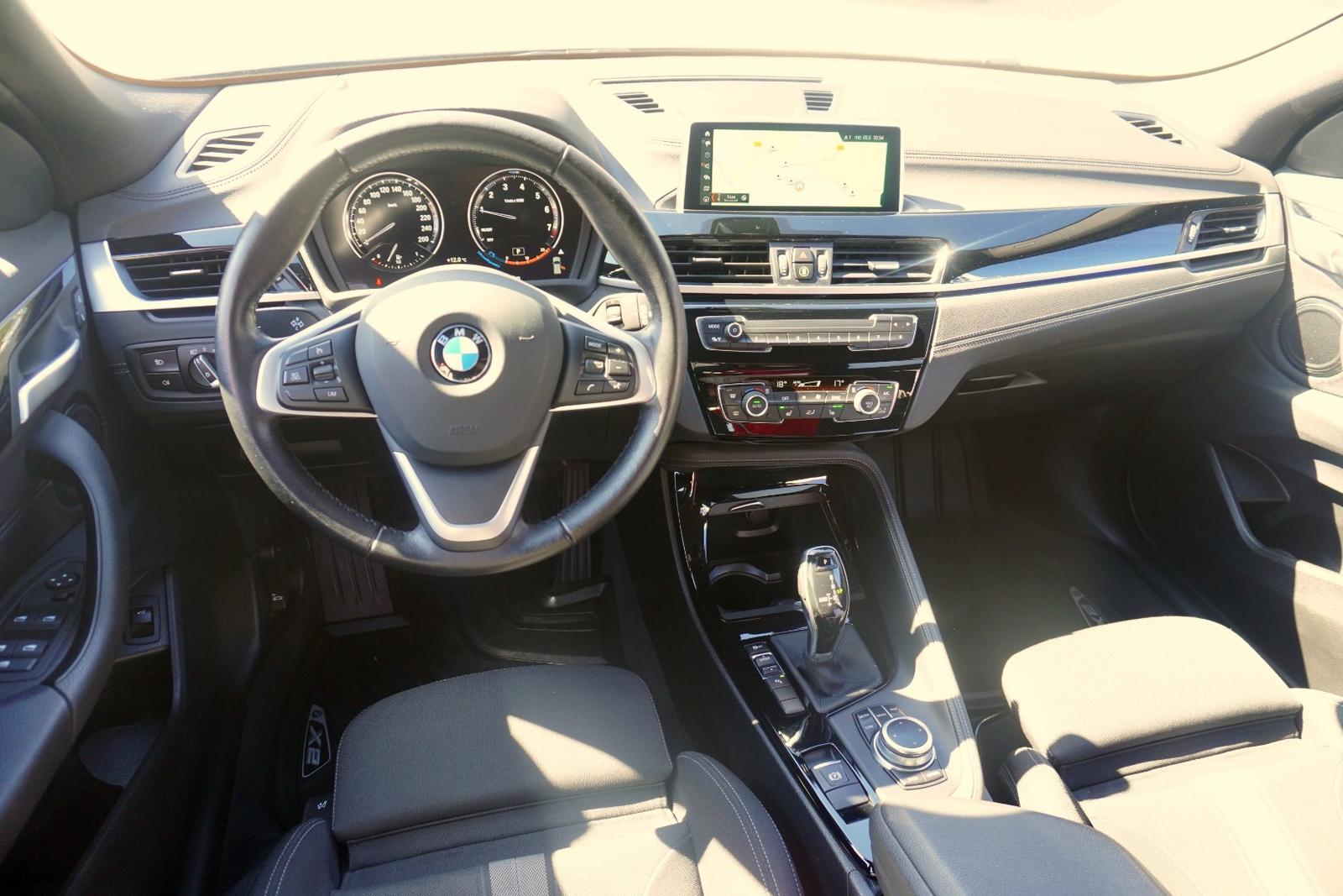 BMW X2 sDrive 18 i Advantage Plus LED Navi DAB PDC, миниатюра 12