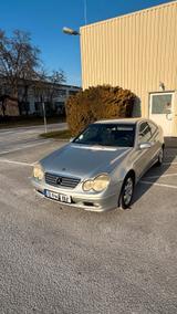 Mercedes-Benz Mercedes Benz C220 CDI DIESEL - Mercedes-Benz C 220 aus 2002: Cdi