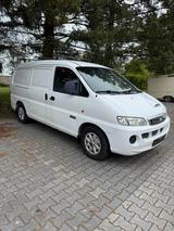 Hyundai H1 Kasten mit Dachträger und Werkz... - gebrauchte Hyundai H-1 aus dem Jahr 2006