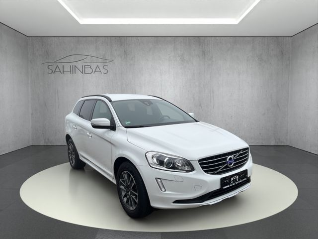 Volvo XC60 Momentum 2WD Navi/Xenon/AHK/Zahnriemen Neu