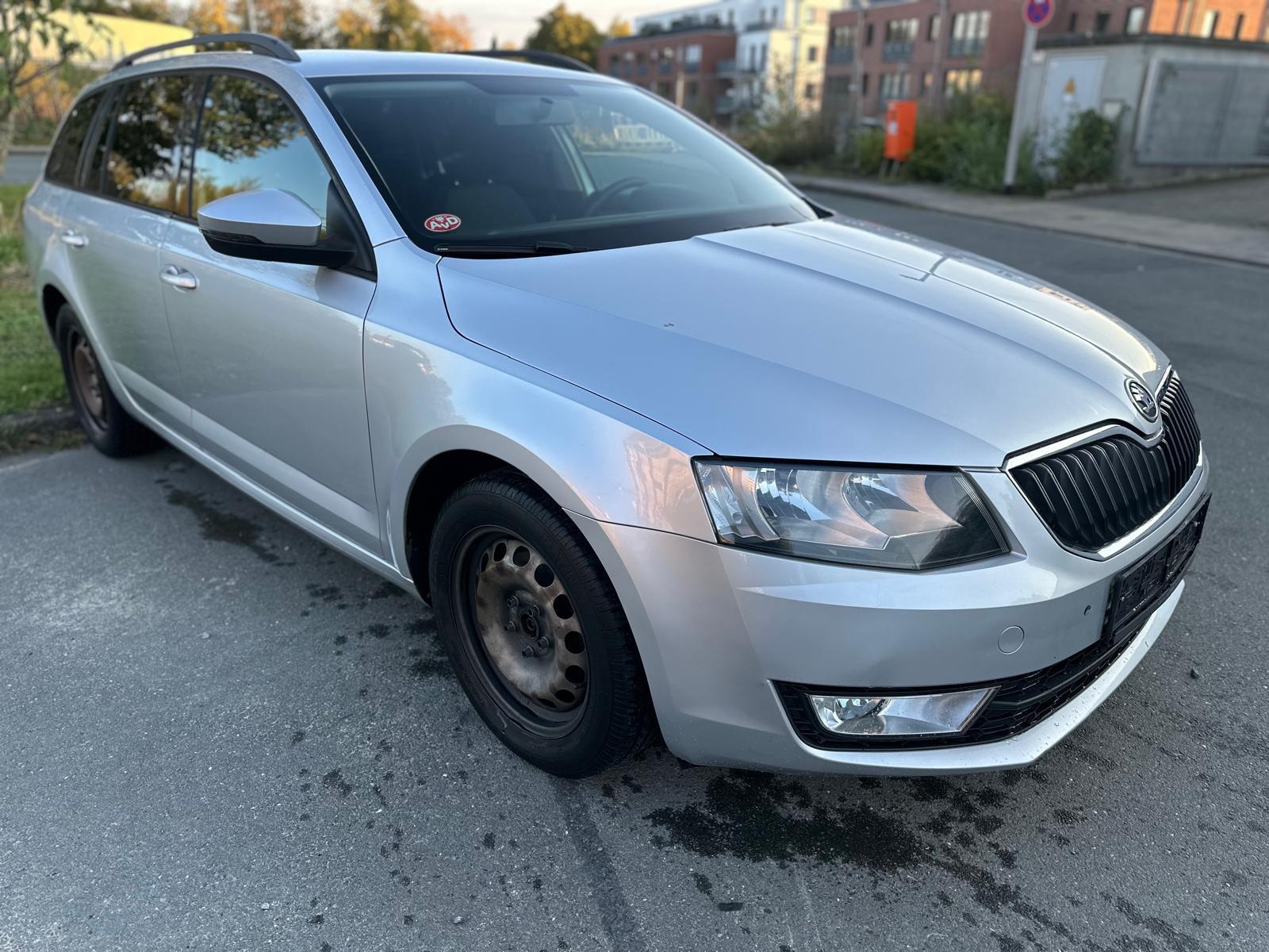 Skoda Octavia 2013 — engine 1.197 cm³, 105 HP (77kW)