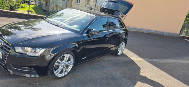 AUDI A3 2.0 TDI S tronic quattro S line Sportb. S...