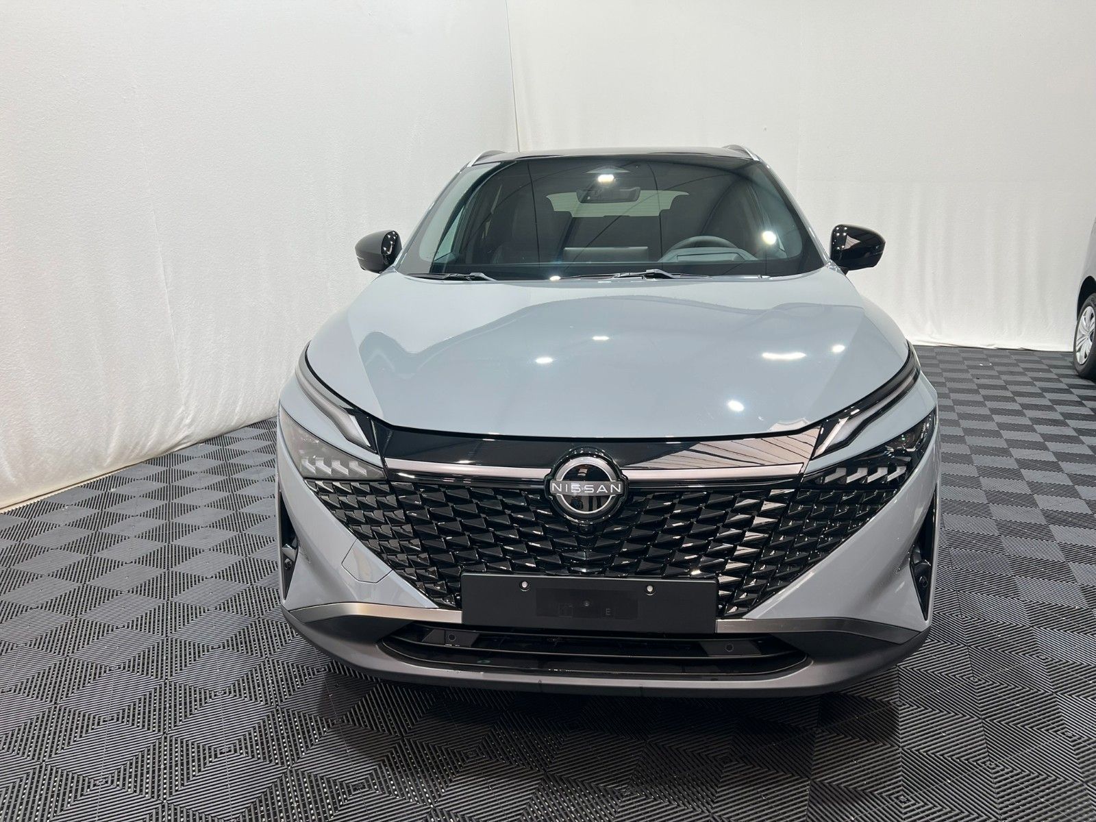 Fahrzeugabbildung Nissan Qashqai 1.3 DIG-T MHEV -X-tronic Tekna 4WD