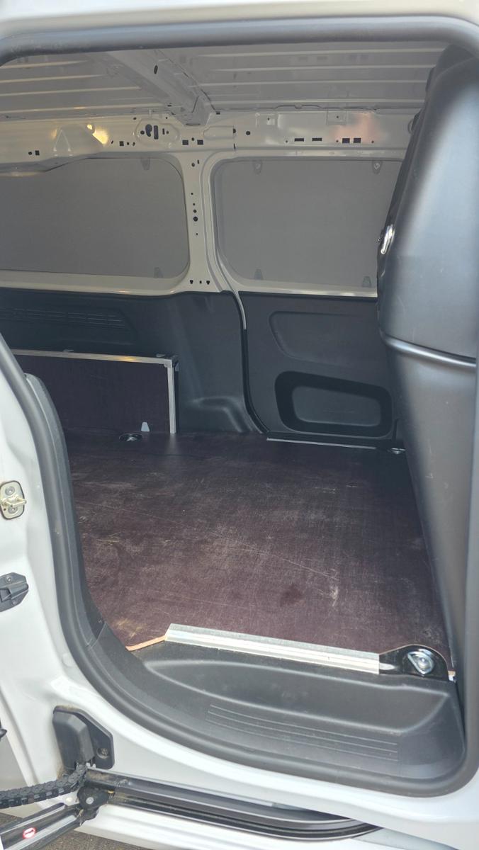 Citroën Berlingo Kasten L2 XL BlueHDi130 *VIELE EXTRAS*