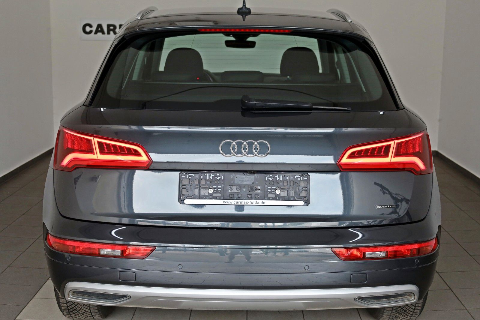 Fahrzeugabbildung Audi Q5 quattro sport Navi,LED,ACC,SH,Kamera,AHK, +WR