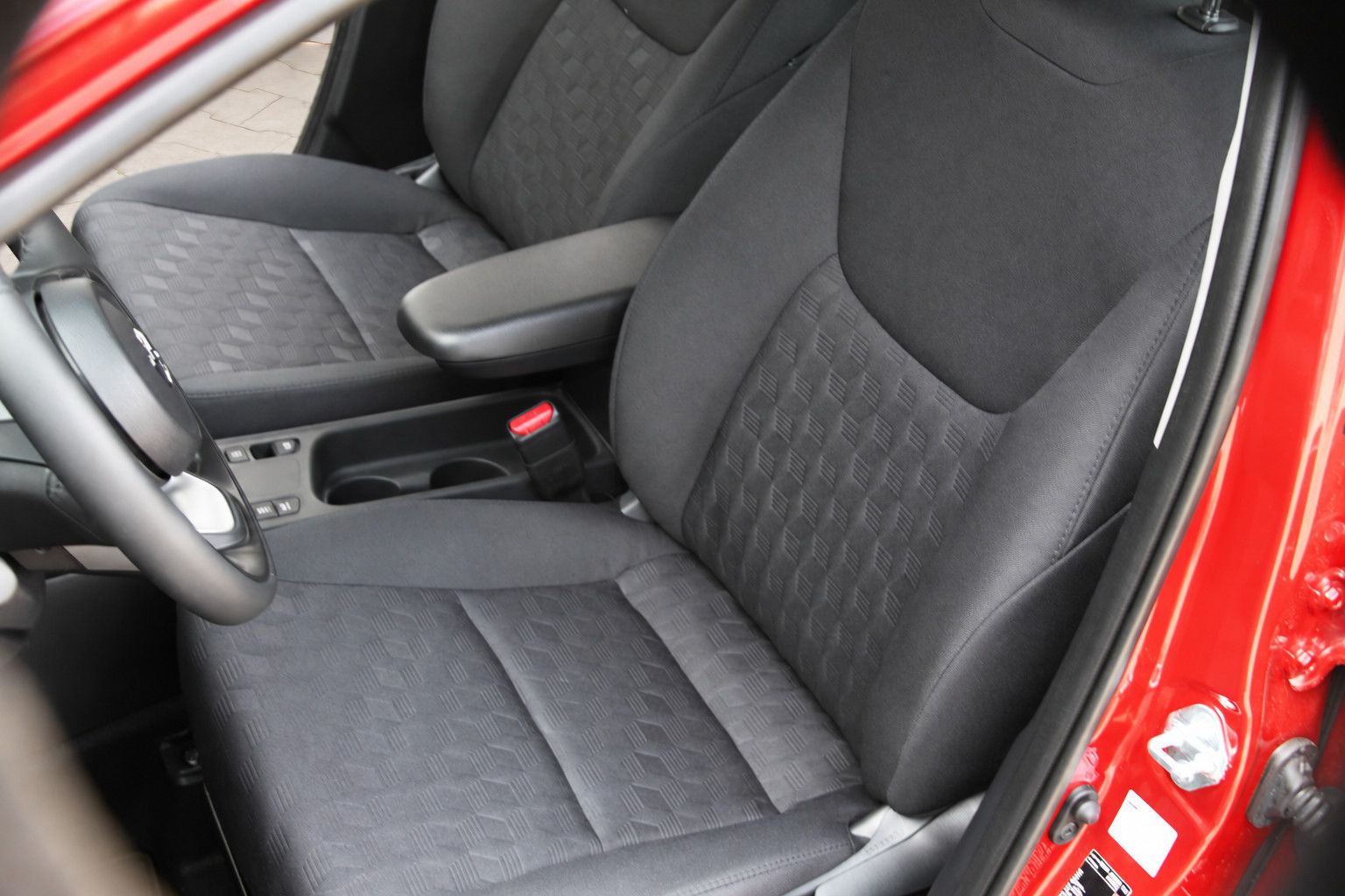Mazda 2 Hybrid - Bild 16