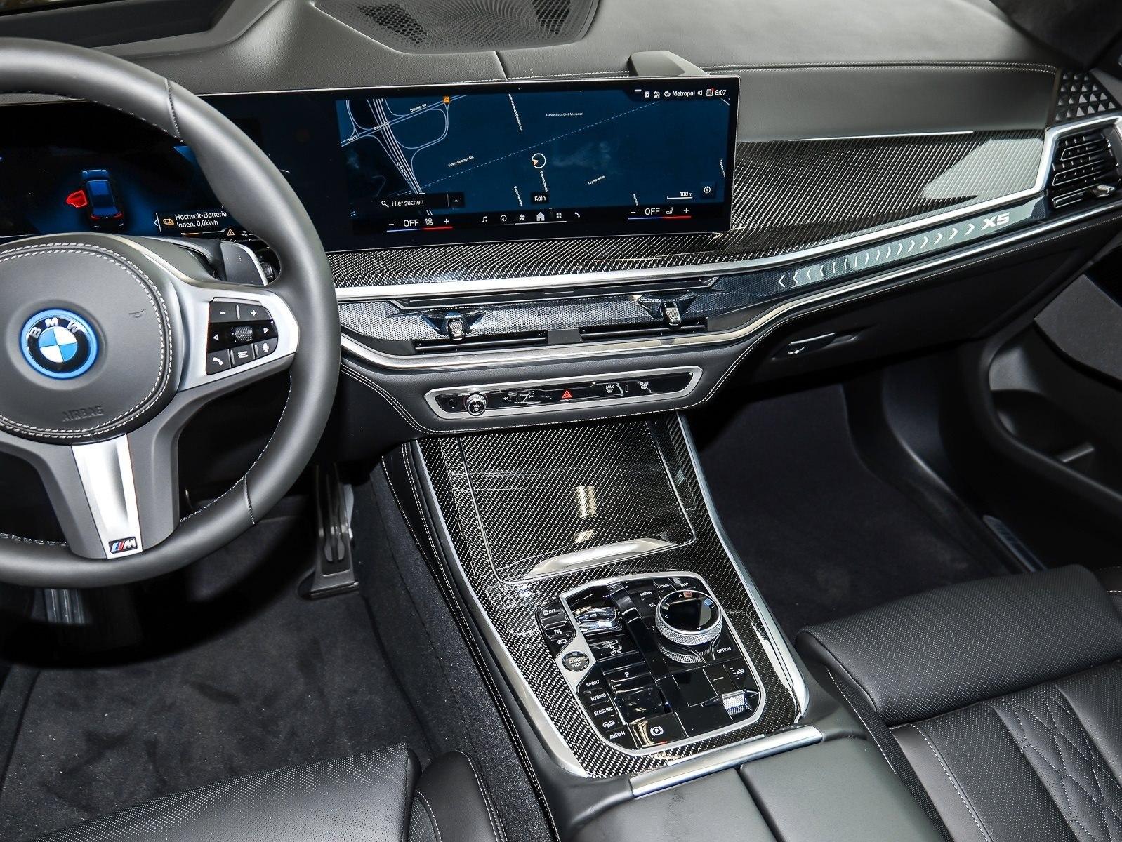BMW X5 xDrive50e MSport + PanoSky. + AHK + H/K