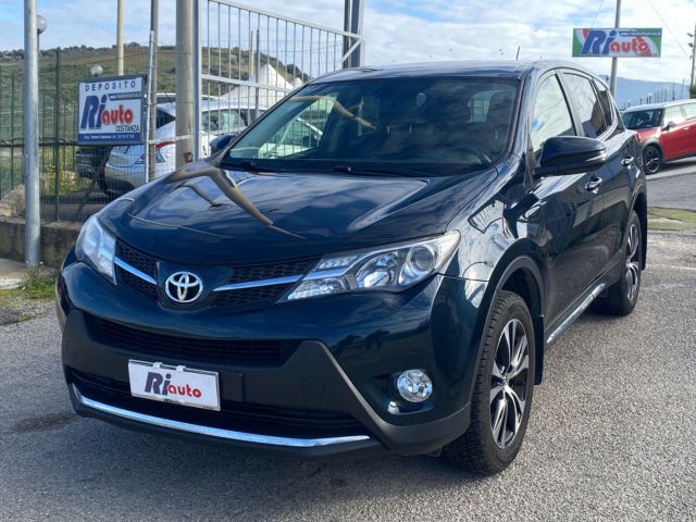 Toyota RAV 4 RAV4 2.0 D-4D 4x4 Style GANCIO TRAI