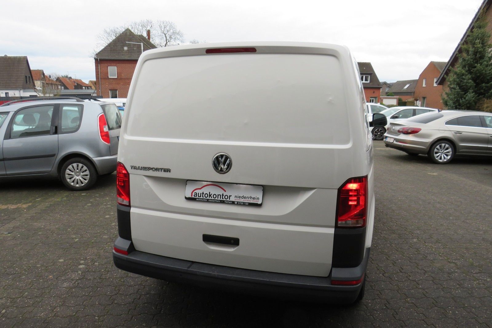 Fahrzeugabbildung Volkswagen T6 Kasten TDI KURZ KLAPPE KLIMA PDC TELVOR 1.HD