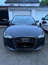 Audi A6 2.8 FSI quattro S tronic - - Audi A6 aus 2011: Limousine