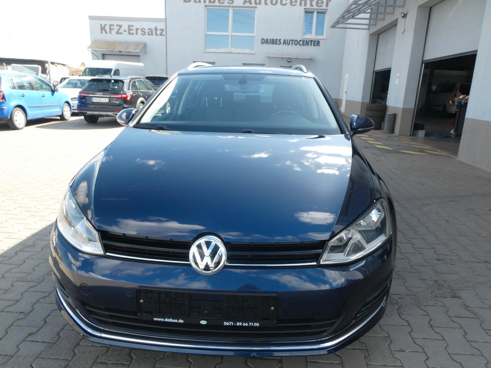 Volkswagen Golf VII Variant Lounge BMT