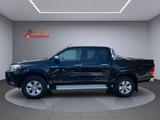 Toyota Hilux Double Cab Meister 4x4 Chrom 1.Hand,AC,Kam - Toyota Hilux Gebrauchtwagen in Hamburg