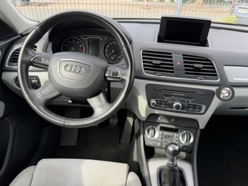 Audi Q3 - 12