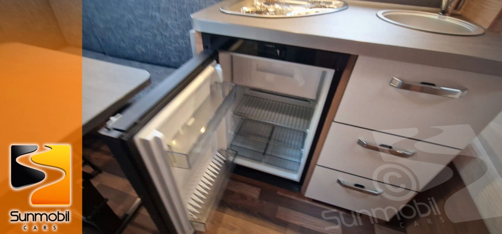 Fahrzeugabbildung Weinsberg CaraOne 450 FU 1.500 kg Steckdosen Plus-Paket