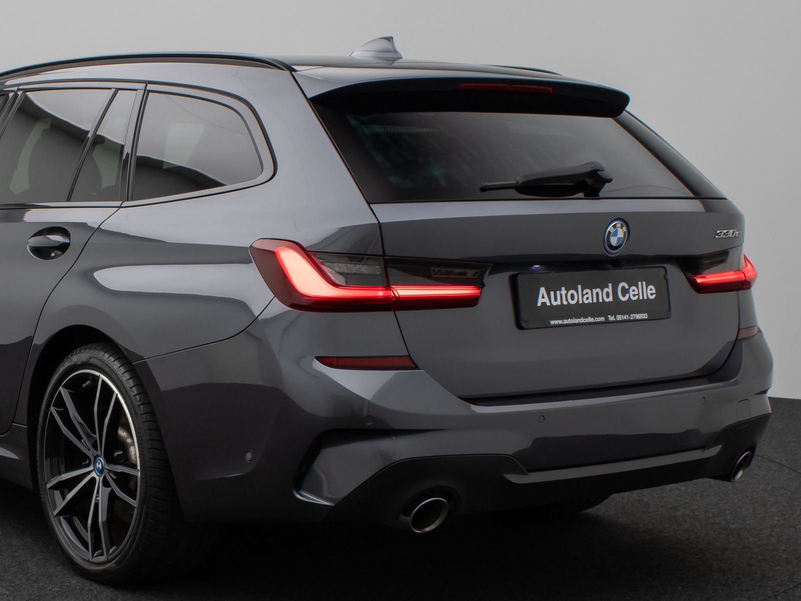 Fahrzeugabbildung BMW 330e M Sport Laser 360°HUD DAB Stop&Go Komfort