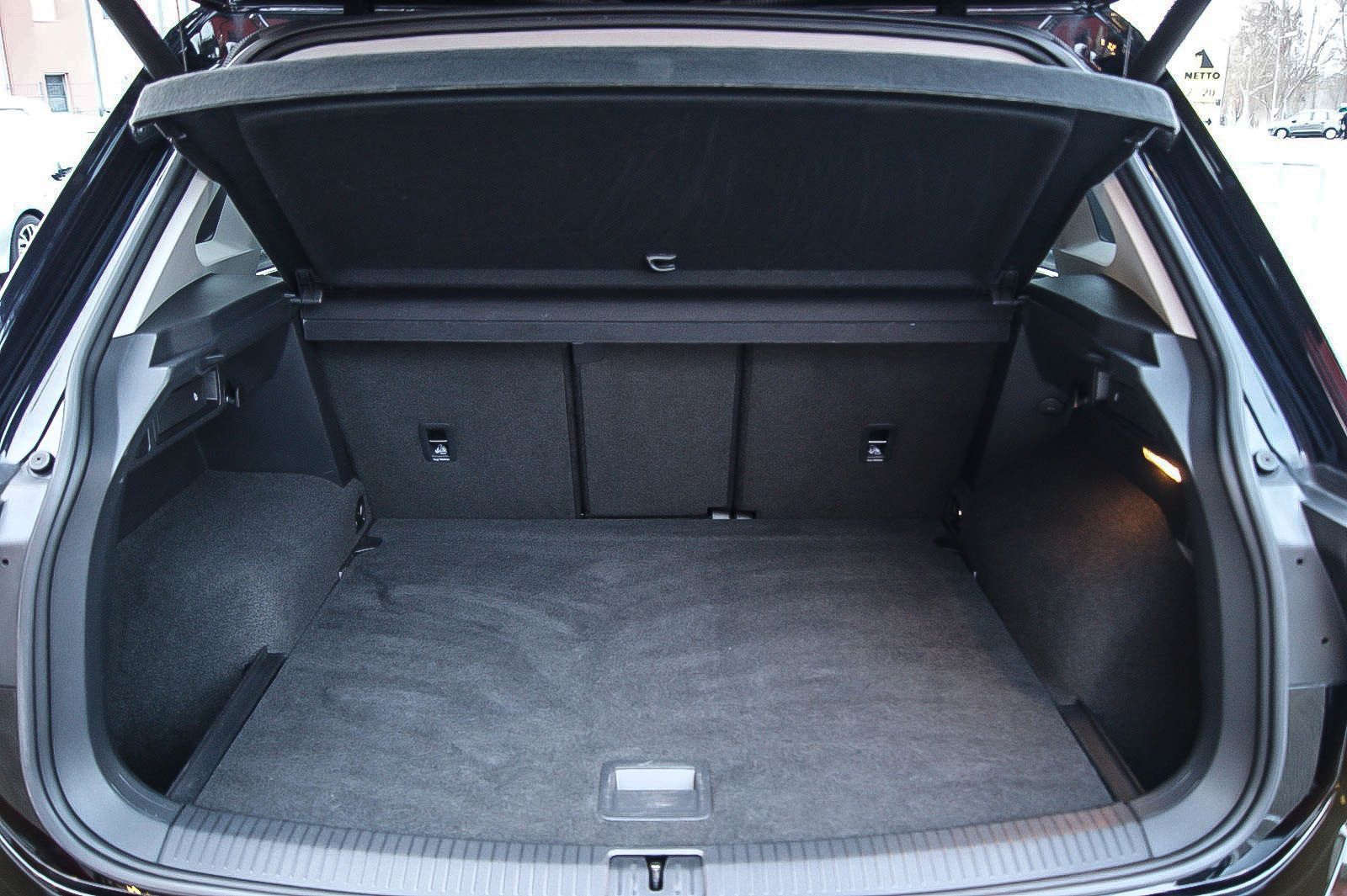 Fahrzeugabbildung Volkswagen Tiguan 2.0TDI 4Motion DSG R-LINE Black Style 19'