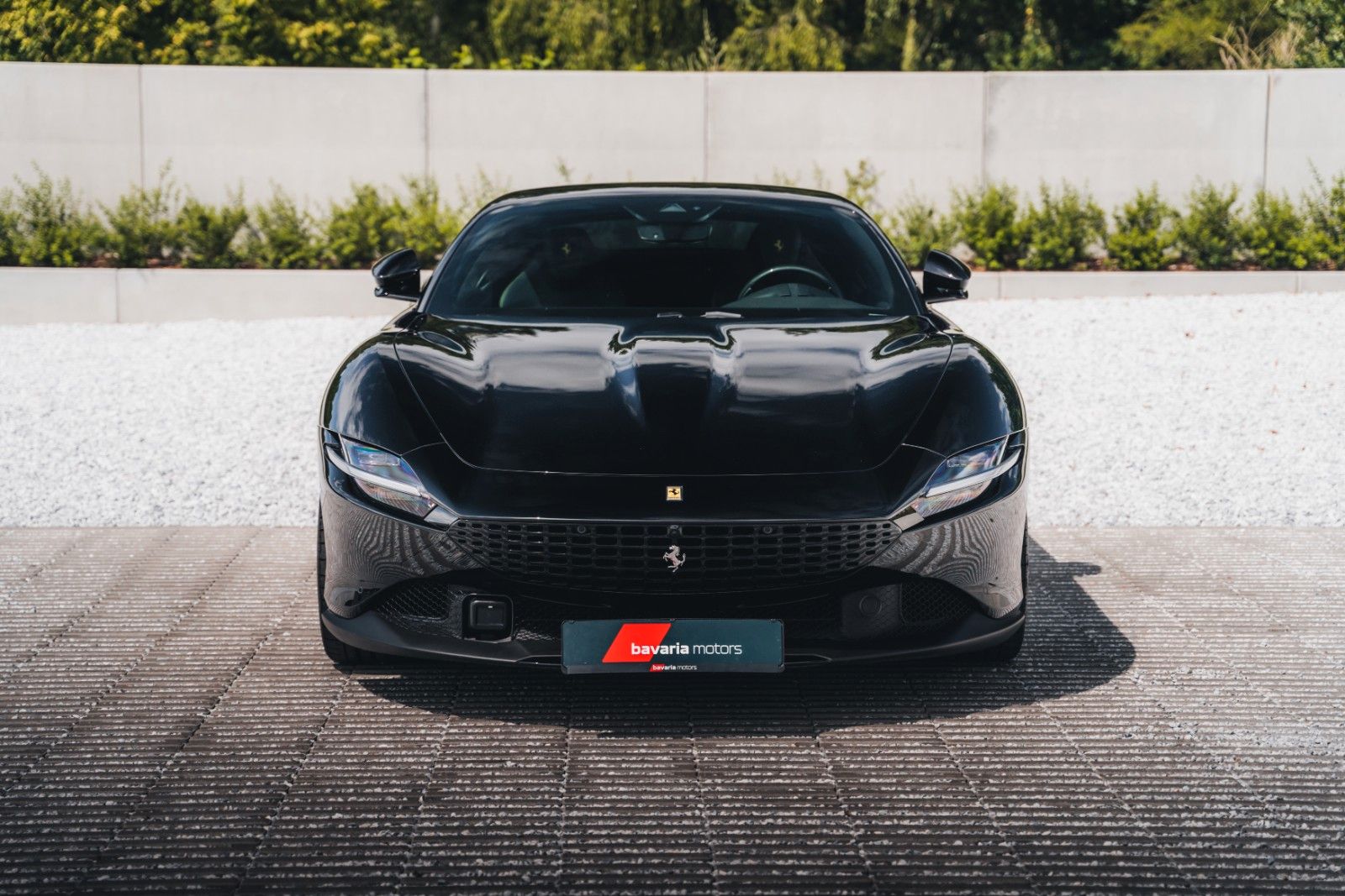 Ferrari Roma Nero DS / Carbon / Pass. Display / 20" imagem 2