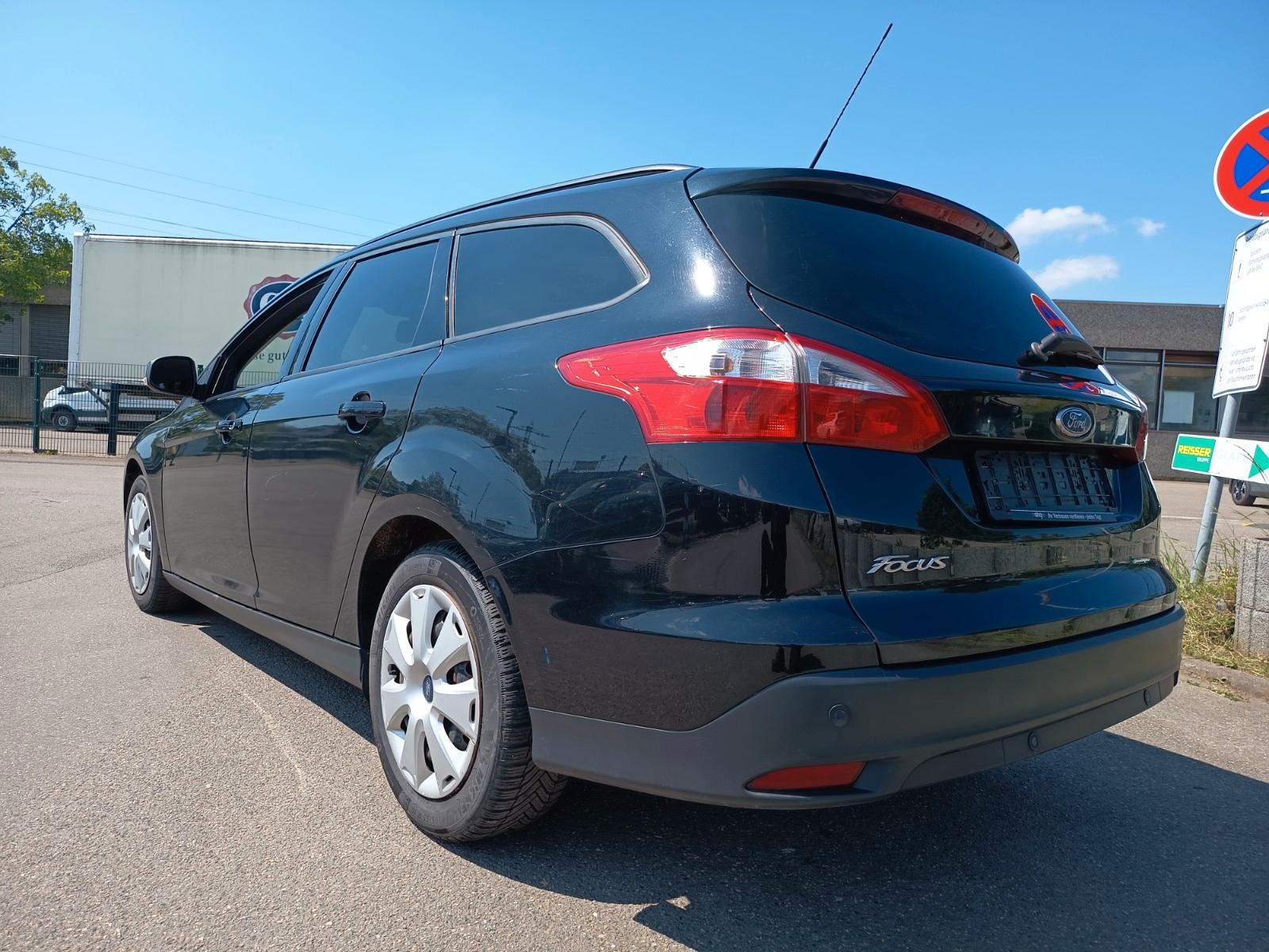 Ford Focus 2013 — photo 7