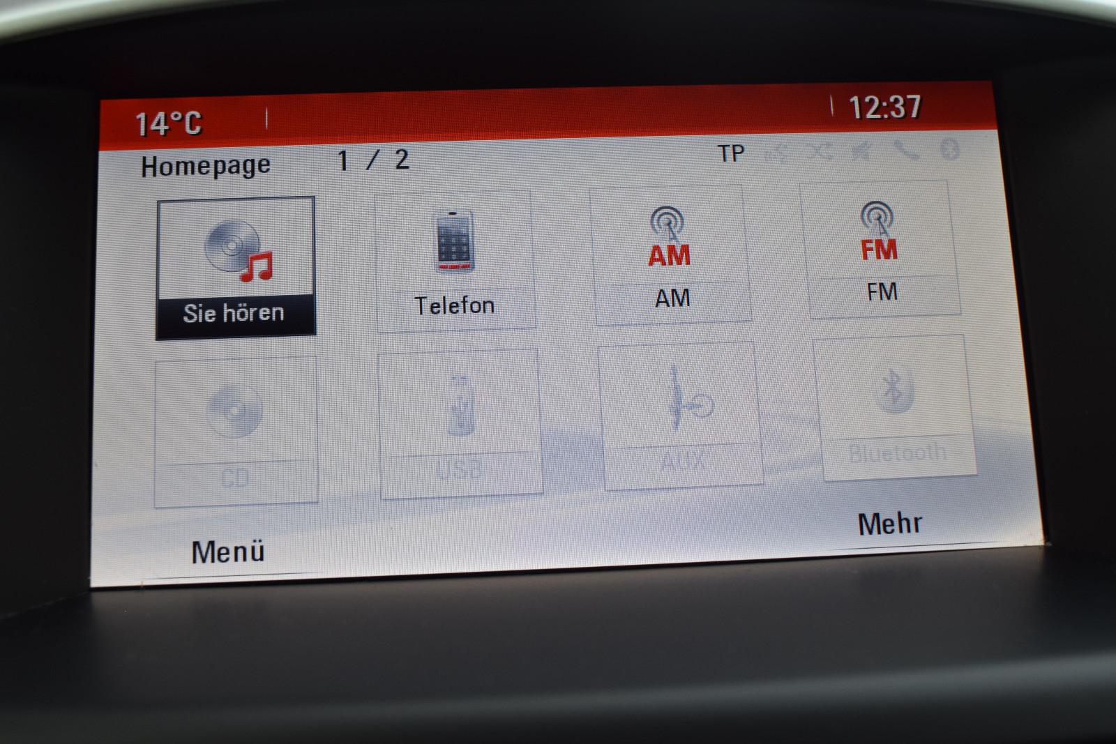Opel Astra 2014 — photo 12