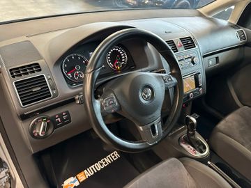 Volkswagen Touran Highline DSG *PANO*SHZ*NAVI*PDC*TEMPOMAT*