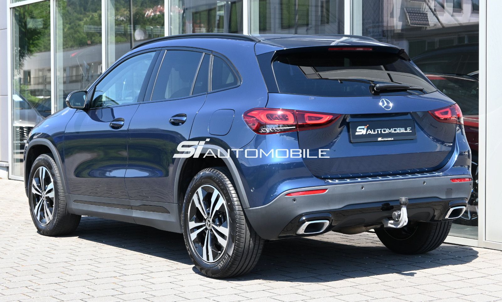 Fahrzeugabbildung Mercedes-Benz GLA 200 d Aut.  Progressive °Night-Paket°AHK°