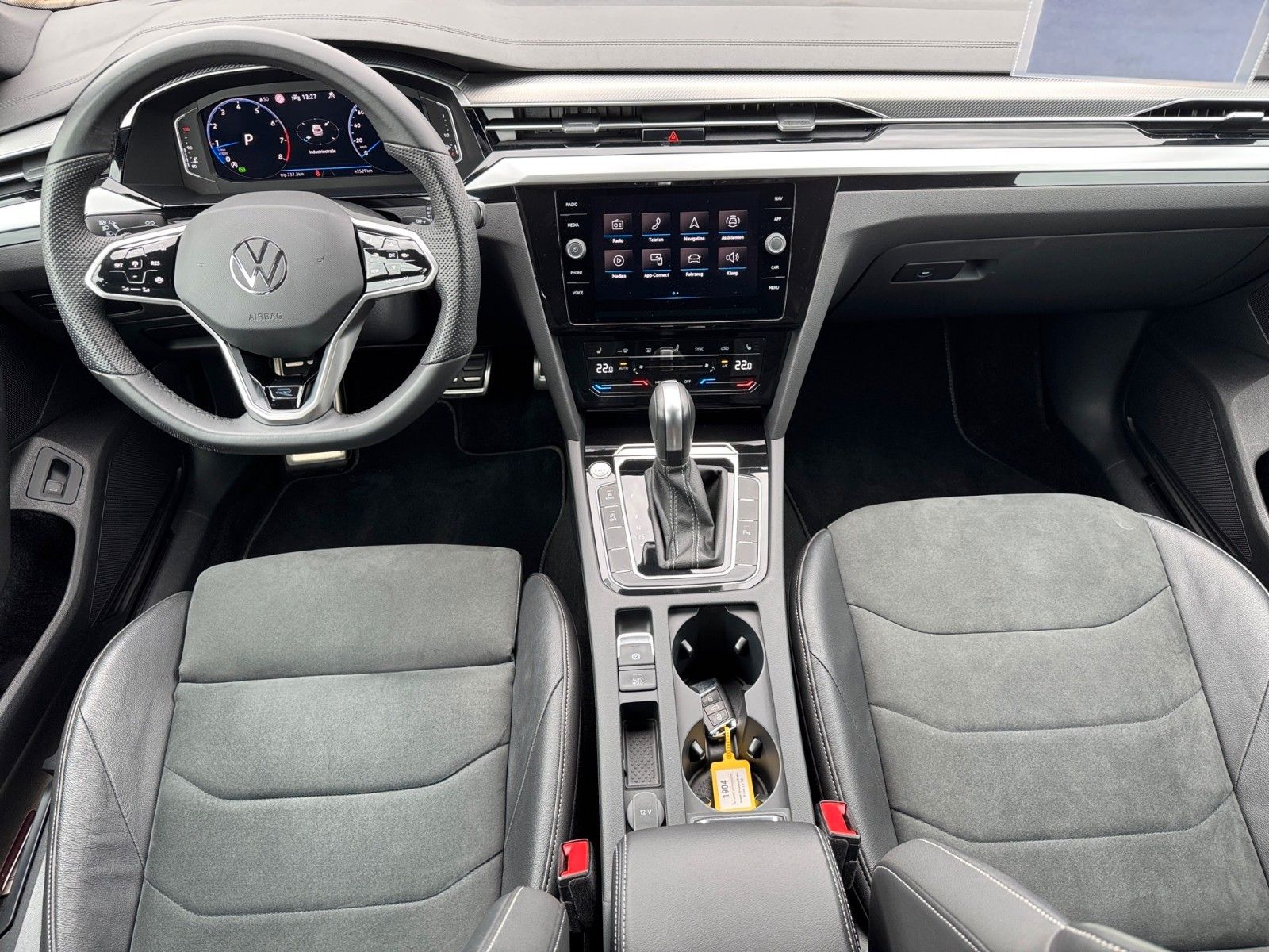 Fahrzeugabbildung Volkswagen Arteon Shooting Brake R-Line 2.0 TSI