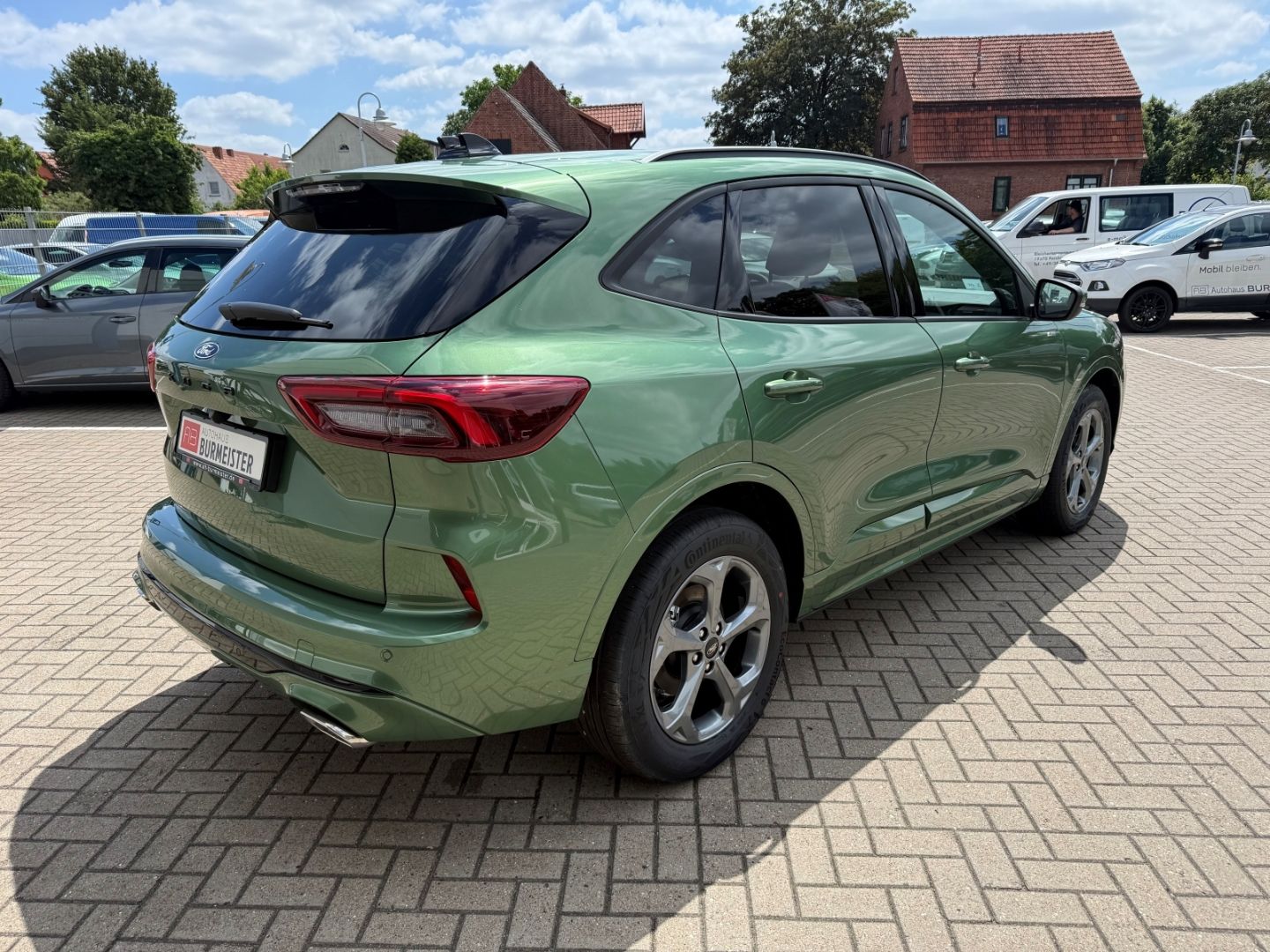 Fahrzeugabbildung Ford Kuga ST-Line Sport 5J AHK Navi Digi Co LED CarPl