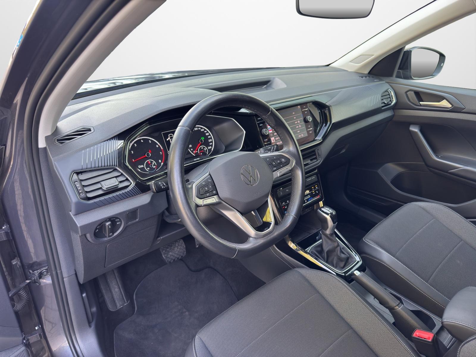 Volkswagen T-Cross 1.5 TSI DSG Style  Navi LED Kamera PDC L