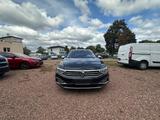 Volkswagen Passat Variant Alltrack 4Motion - mit Diesel-Antrieb: Vollleder, Massagesitze