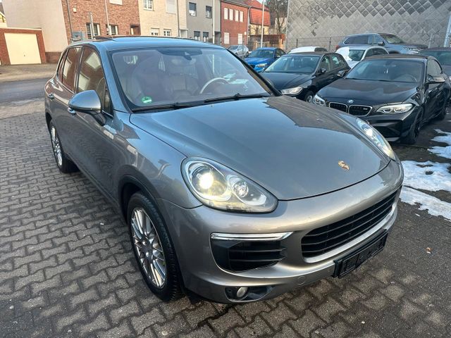 Porsche Cayenne S E-Hybrid Panorama Elektro