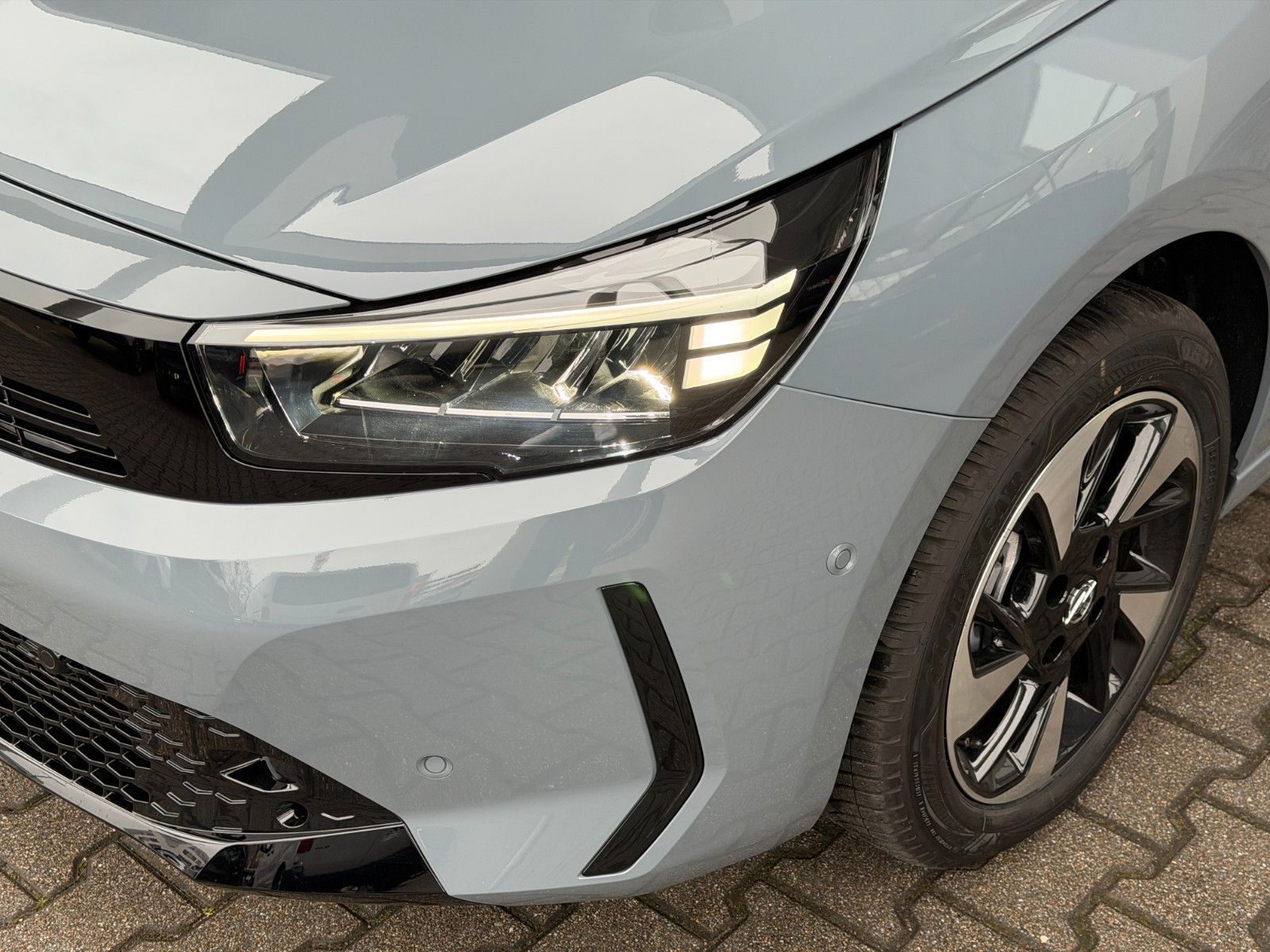 Fahrzeugabbildung Opel Corsa F e - Long Range GS Kamera,LED,Navi,SHZ,LM