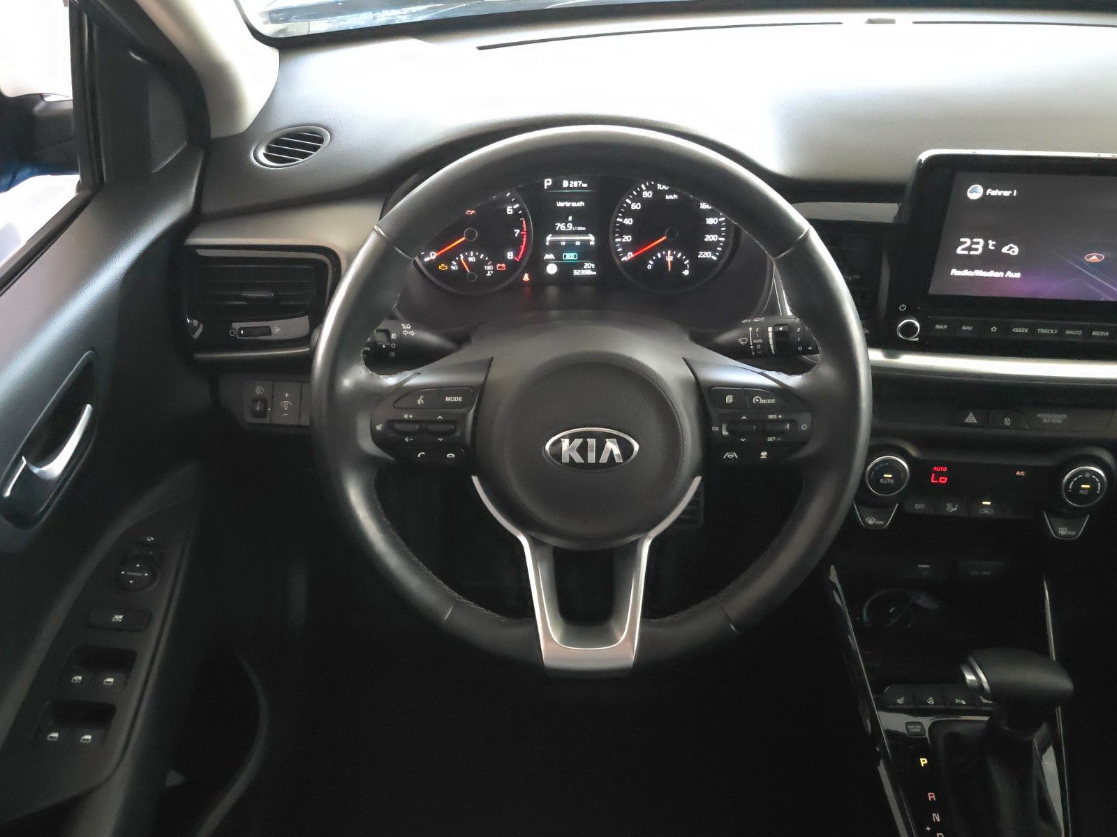 Fahrzeugabbildung Kia Stonic 1.0 T-GDI 120 Platinum Edition DCT7