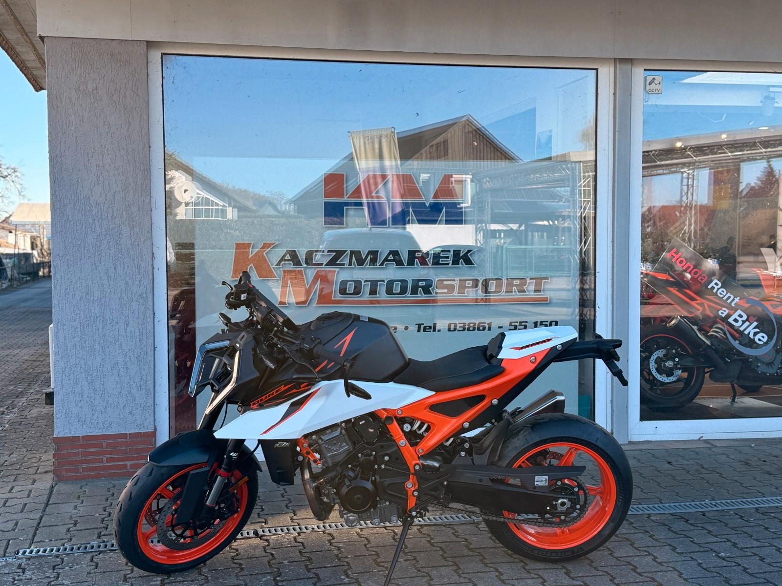 KTM 990 Duke R mit 4 Jahren Premium-Garantie