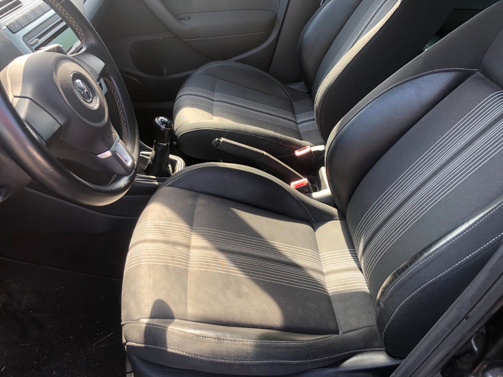 Fahrzeugabbildung Volkswagen Polo V Match Sitzheizung Parkpilot