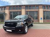 Chevrolet Suburban 5.3L V8 LT FlexFuel 4x4 LPG AHK 7 Sitze - mit LPG-Antrieb: Geländewagen, 5.7