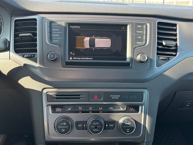 Golf Sportsvan Lounge AHK ALLWETTER XENON