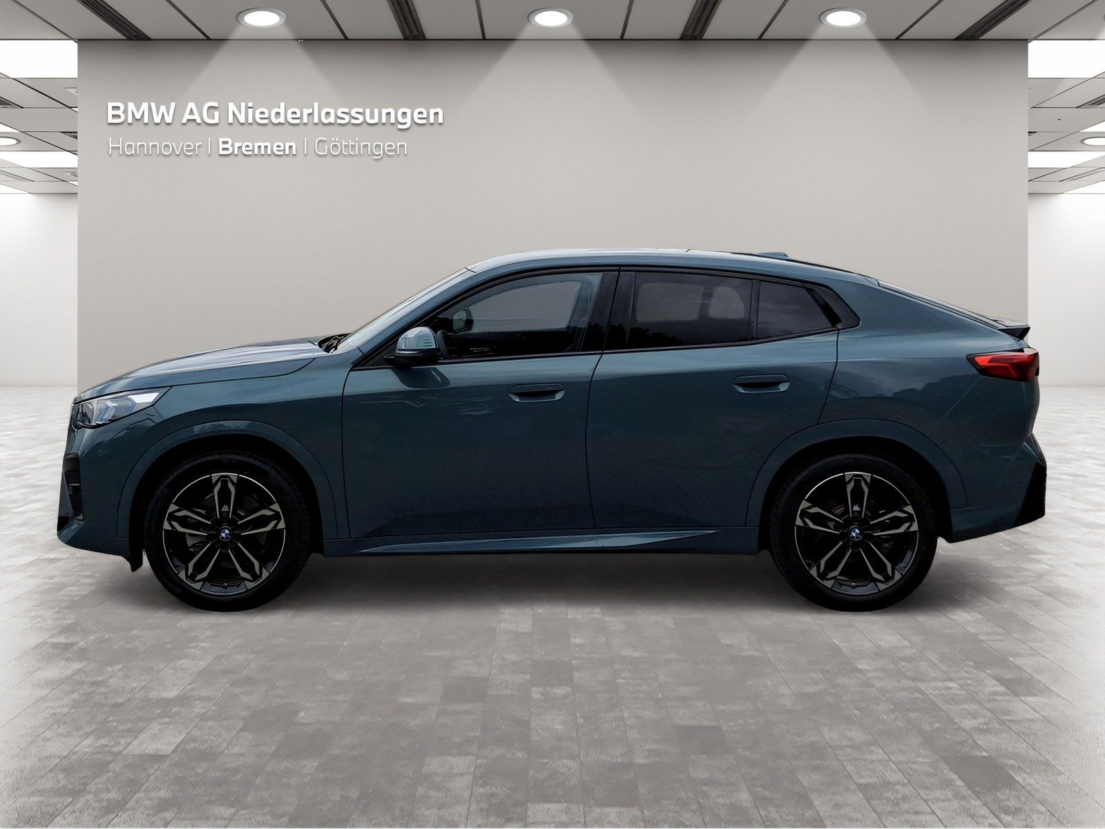 BMW iX2 - Bild 3