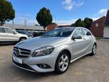 Mercedes-Benz A 180 Scheckheftgepflegt,Sportsitze,Sportpaket - Mercedes-Benz A 180 Gebrauchtwagen in Bremen