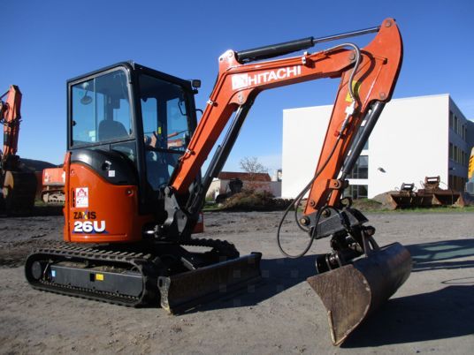 Hitachi ZX26U-6 (netto 26.900 €)