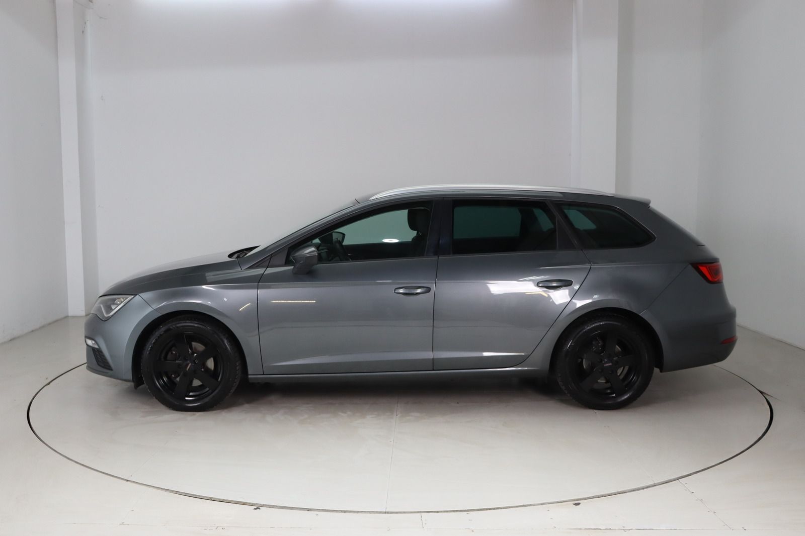 Fahrzeugabbildung SEAT Leon ST 1.4 FR LE 1. Hand * LED * Navi