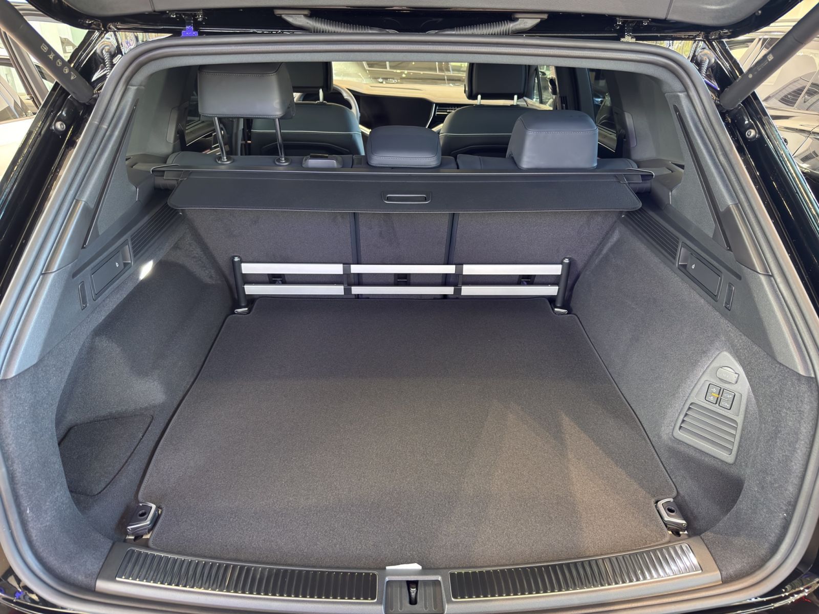 Volkswagen Touareg - Bild 15