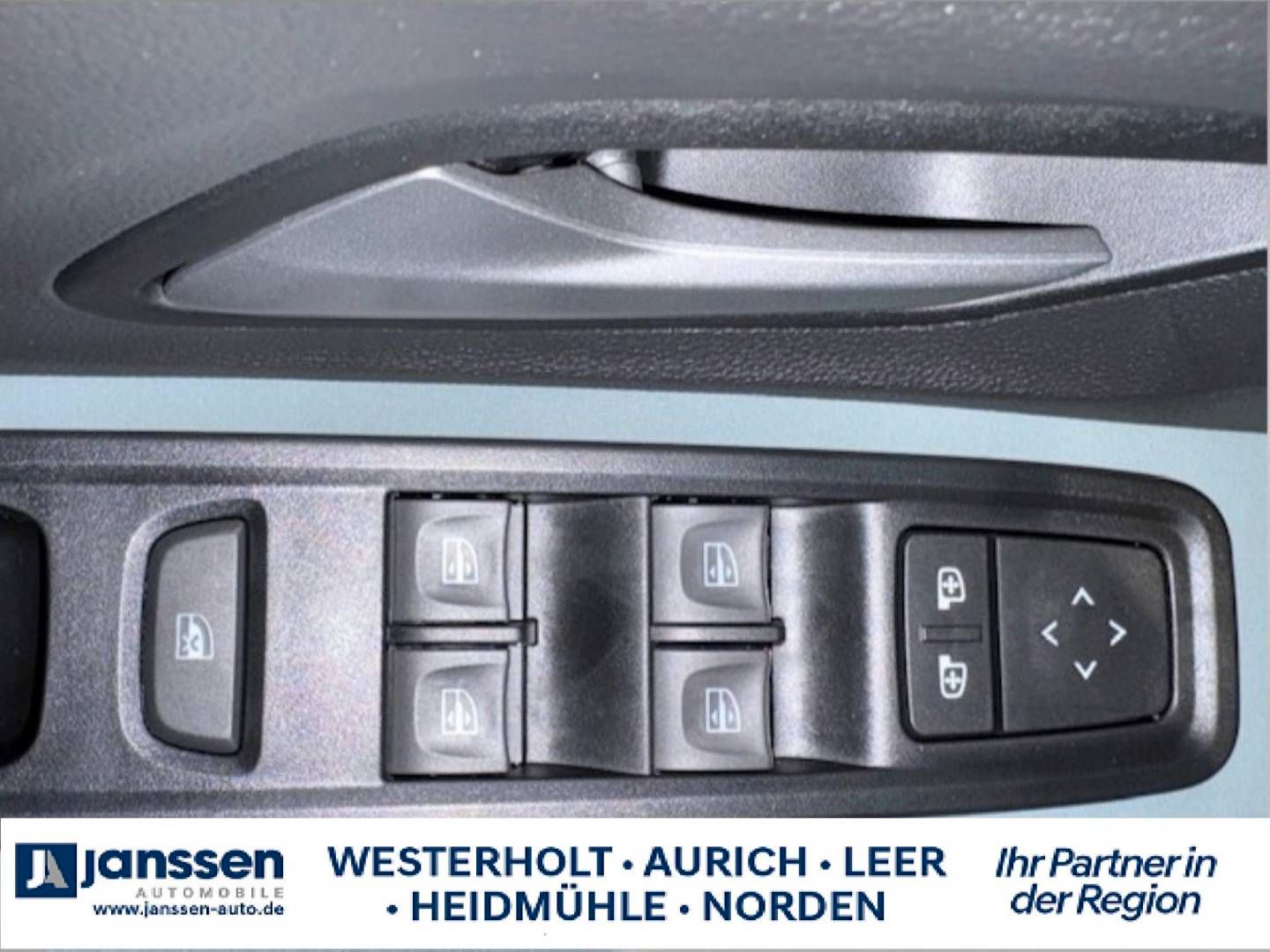 Fahrzeugabbildung Dacia Sandero Stepway Extreme TCe 110