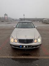 Mercedes-Benz E 320 ELEGANCE Elegance - Mercedes-Benz E 320: Elegance