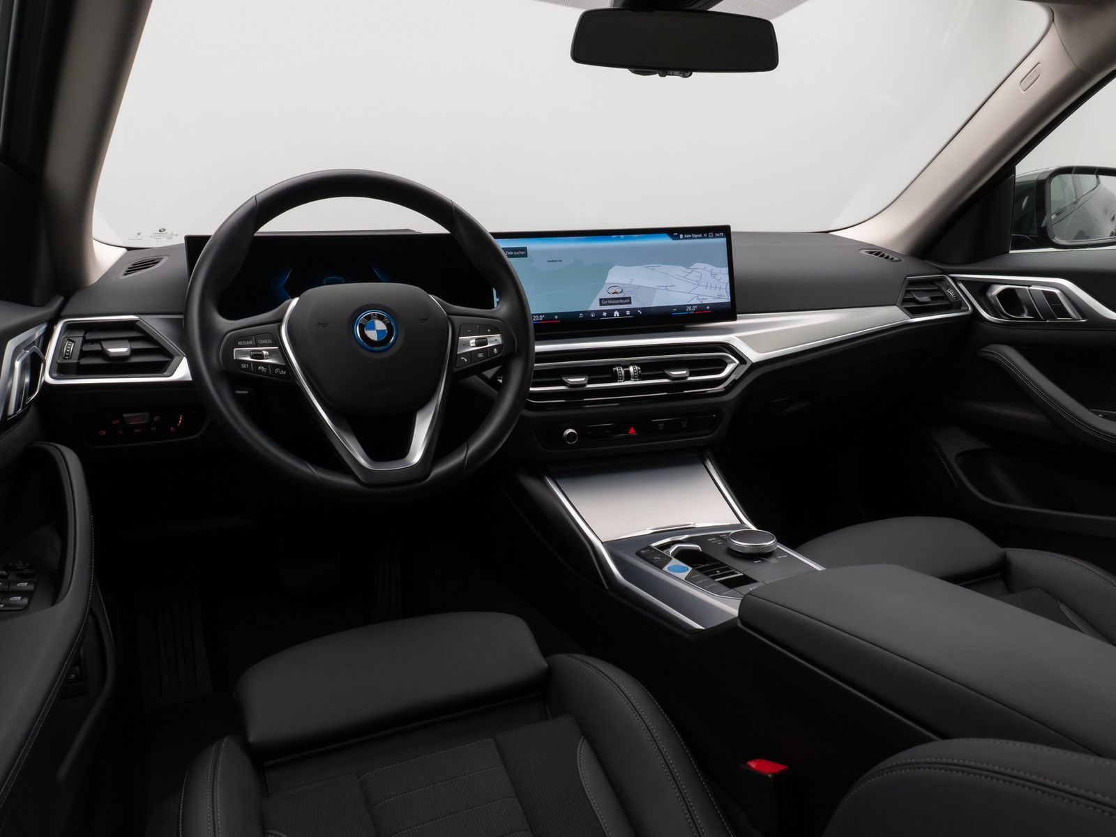 Fahrzeugabbildung BMW i4 eD40 Gran Coupè Kamera DAB HUD Alarm Komfort