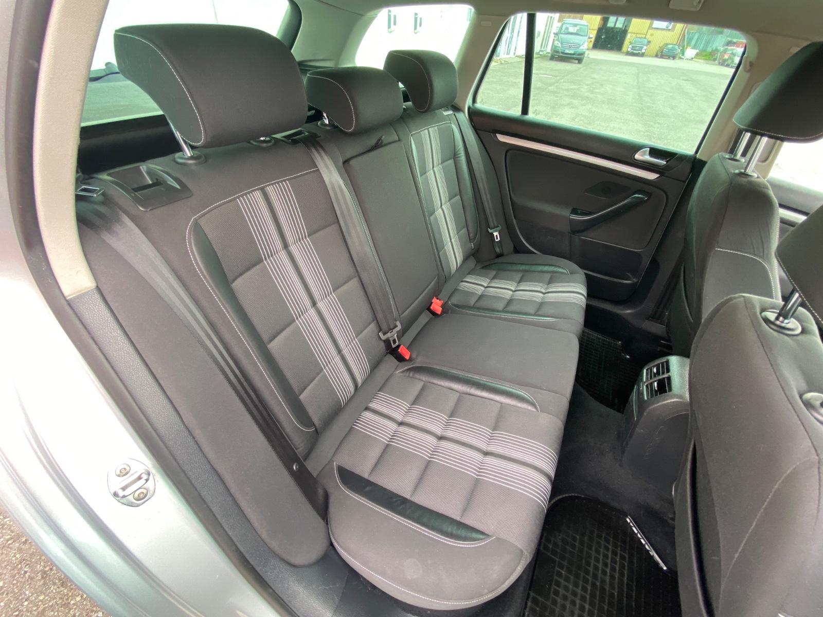 Volkswagen Golf 2012 — photo 14