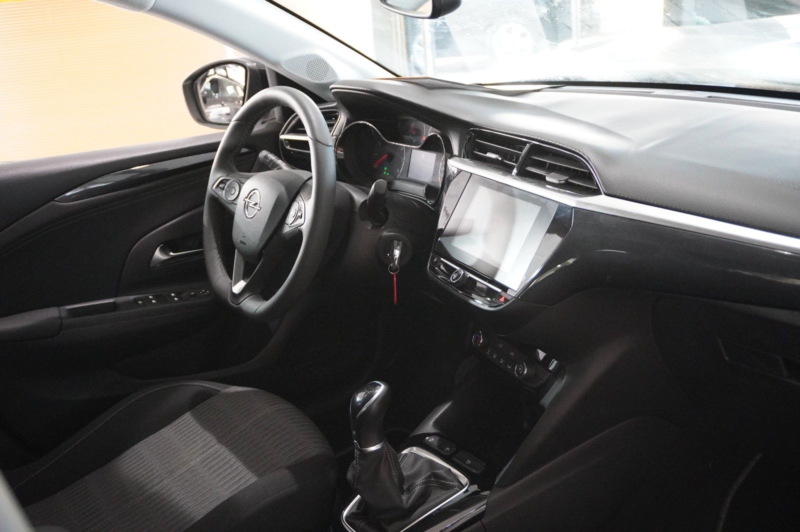 Fahrzeugabbildung Opel Corsa F 1.2 ELEGANCE NAVI/LED/KAMERA/SPORT/DAB+