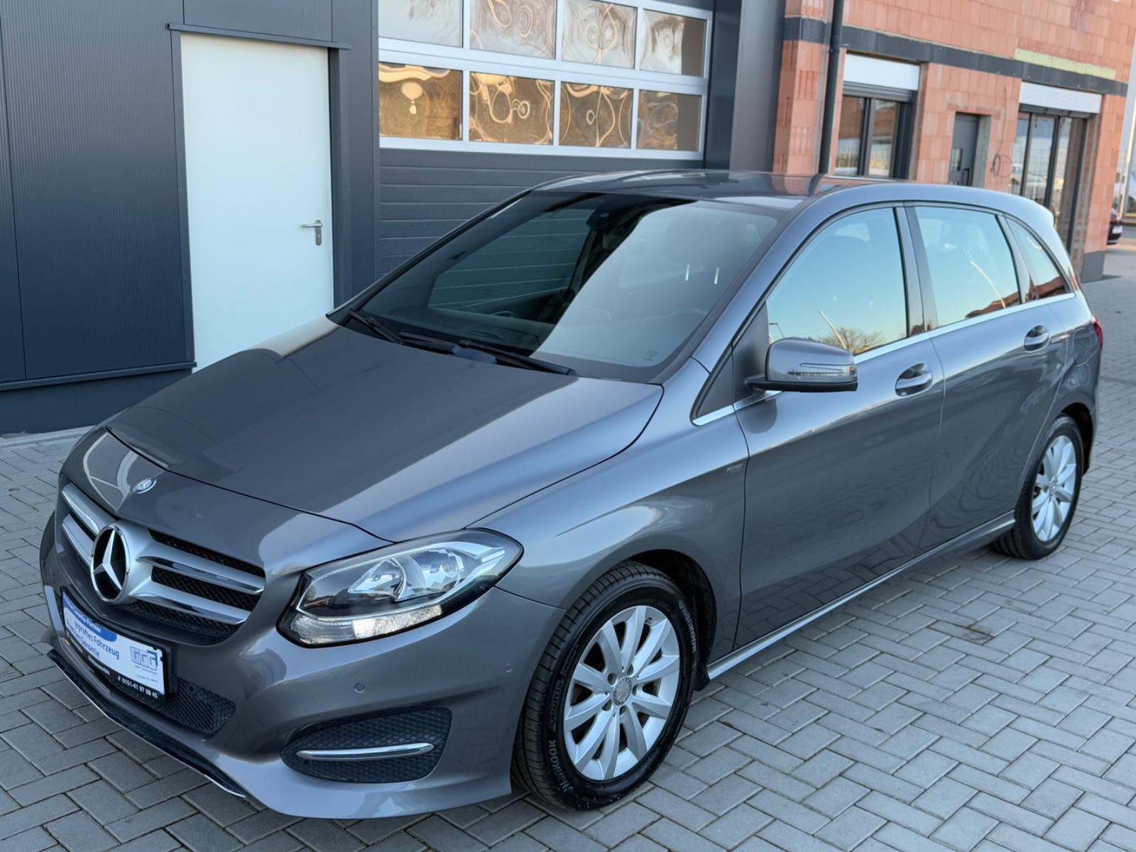 Mercedes-Benz B 180 *NAVI*SHZ*PDC*TÜV NEU*2HAND*