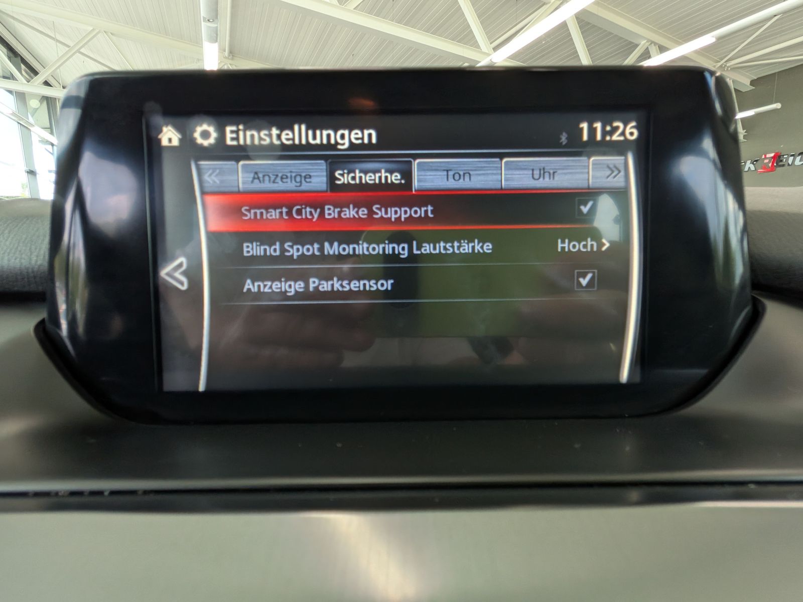 Fahrzeugabbildung Mazda 6 2.0 Aut. Exclusive-Line LED Tempomat PDC SHz